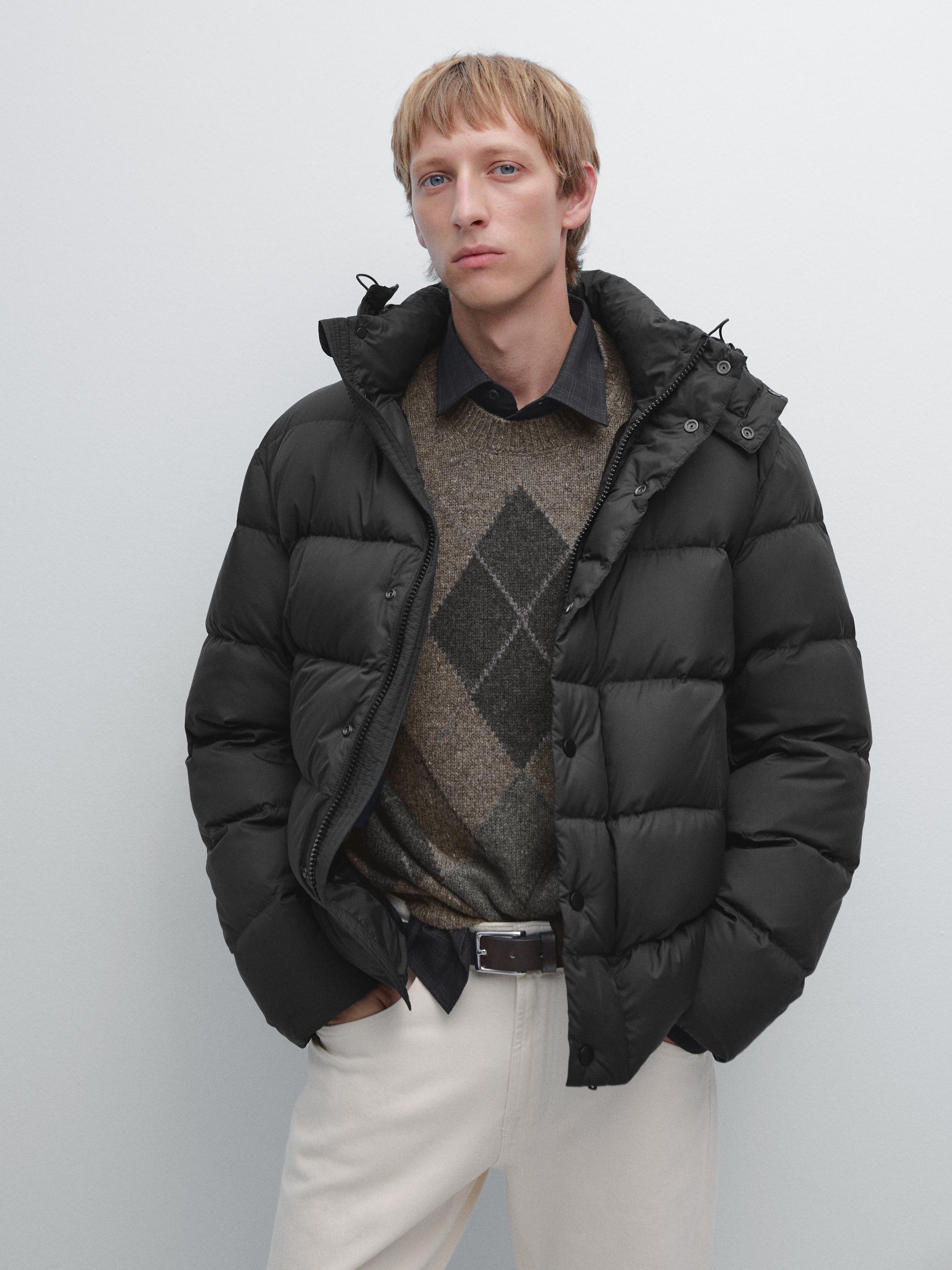 Water-repellent hooded puffer jacket